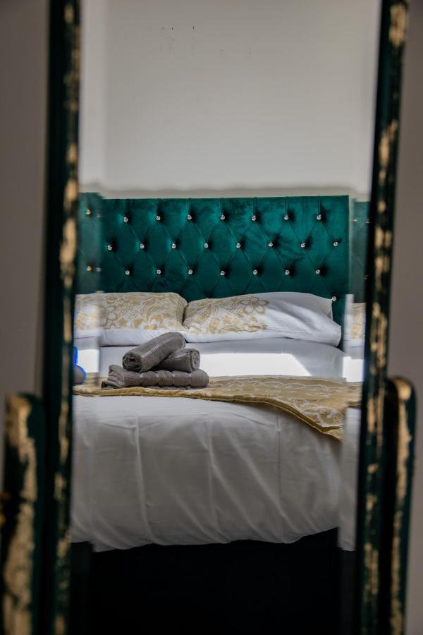 Bv Lush Apartment At Conditioning House Bradford Bradford  Extérieur photo